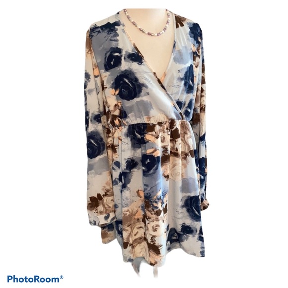 Pinkblush Dresses & Skirts - Pinkblush Floral Maternity mini dress XL NWT